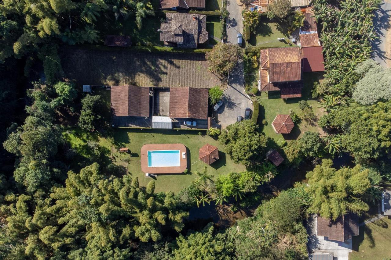 Rio Vista: Casa Familiar com Piscina e Acesso Privativo ao Rio Villa Nova Friburgo Exterior photo